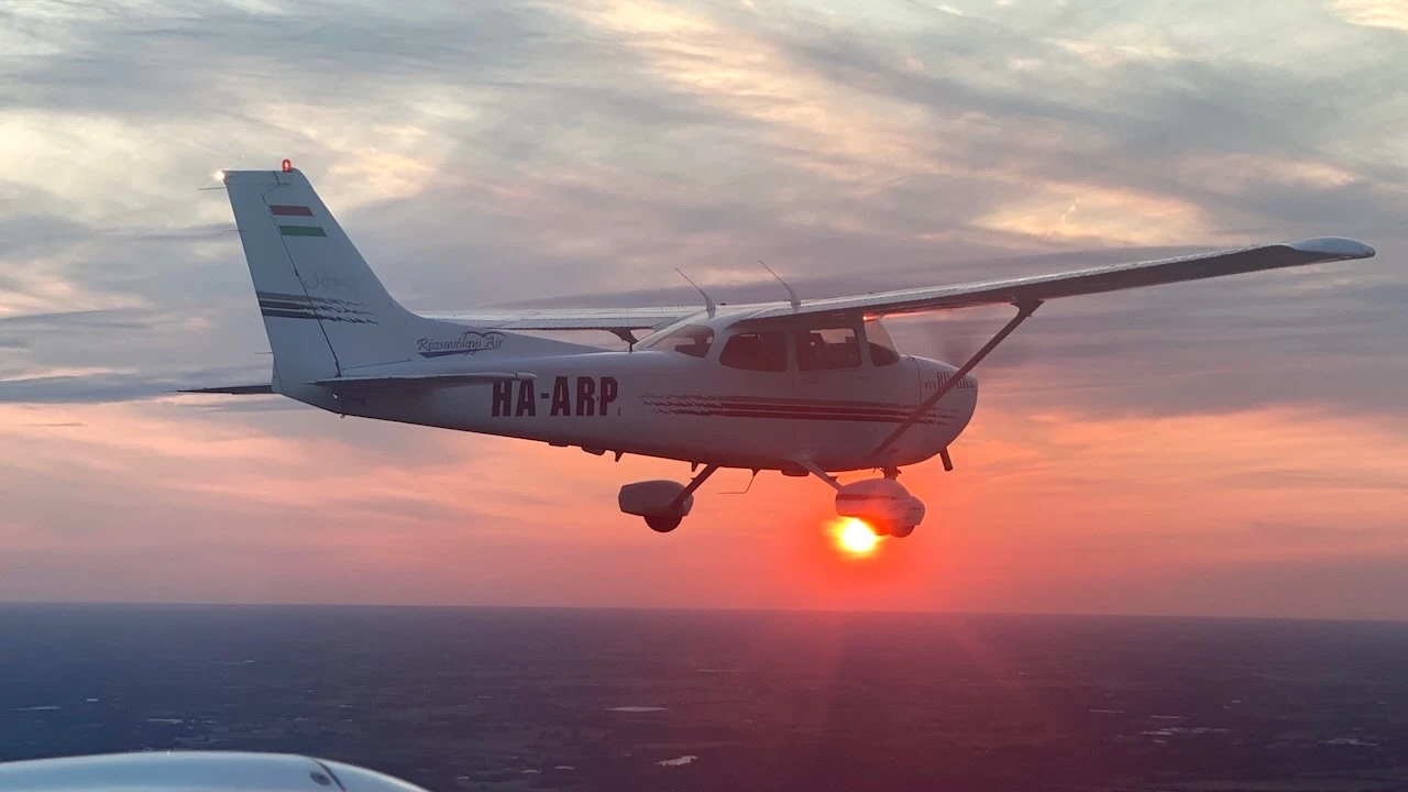 Pilot training scene